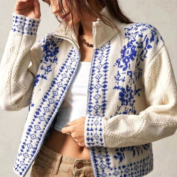 Bohemela Ladies Vacation Cardigan Turtleneck Sweater, White, Autumn/Winter - Picture 3 of 7